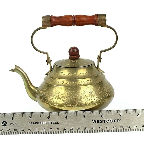 SOLD- Vintage Brass Etched Tea Kettle Tea Pot India - Picture 7 of 8